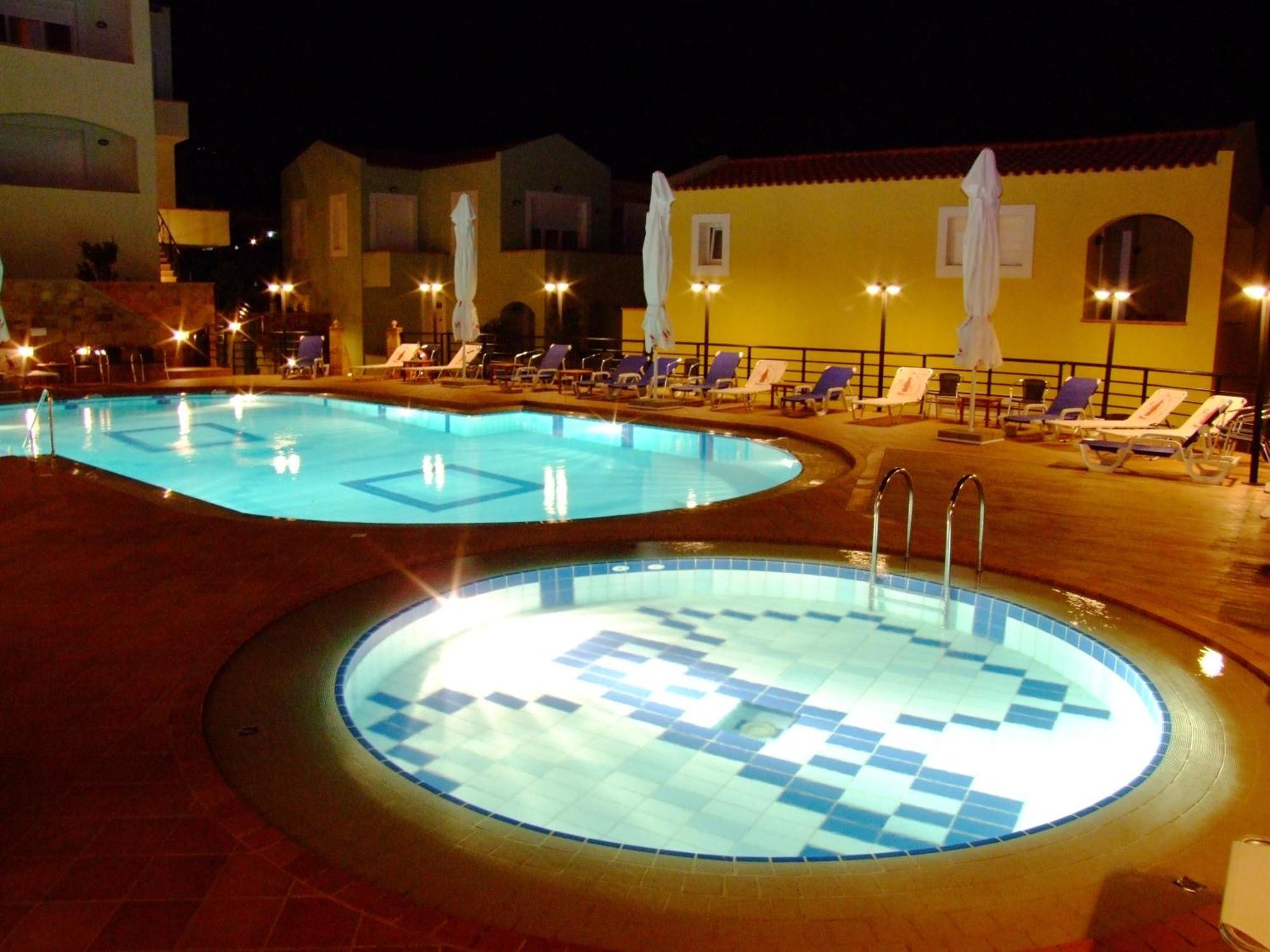 Sea View Resorts & Spa Karfás Esterno foto